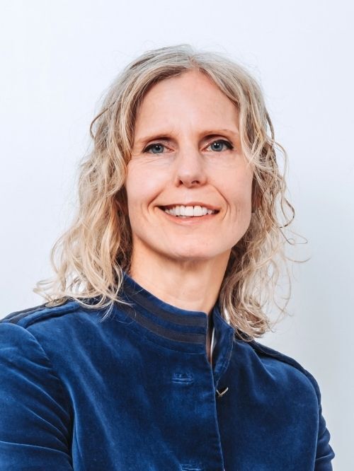 A headshot of Dr Emma Turner